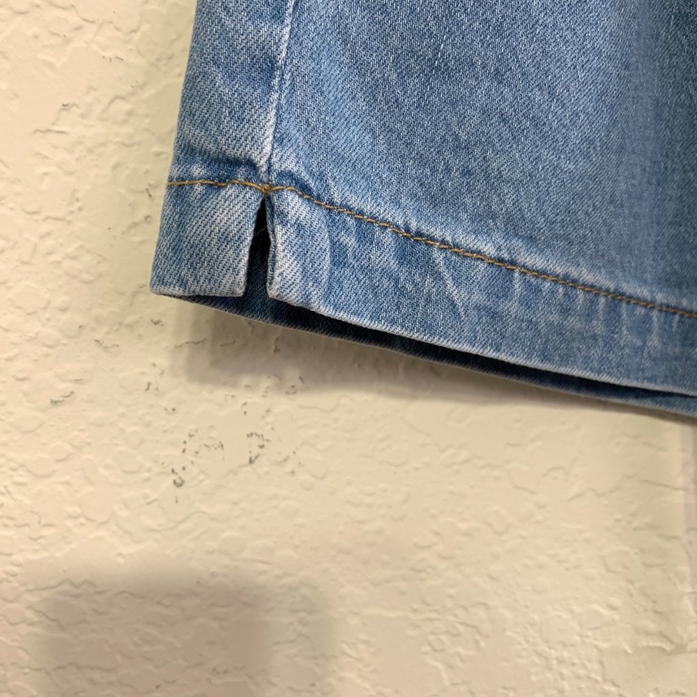 American Eagle Womens Size  26W/2 Super High Rise Denim Mom Short NWT! - Picture 6 of 16